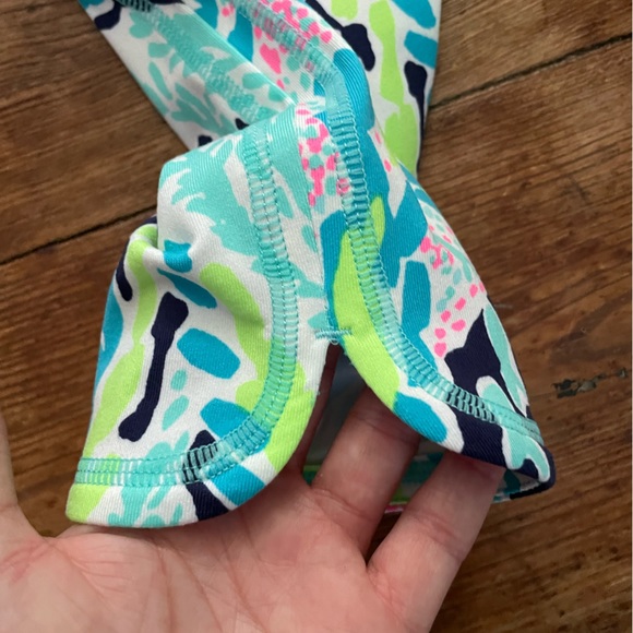 Lilly Pulitzer Weekender Leggings - Picture 9 of 9